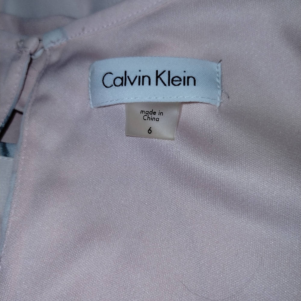 Calvin Klein size six pale pink floral crew neck soft shift dress - Picture 4 of 8